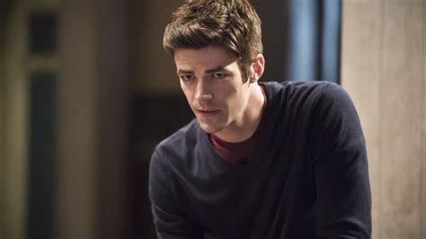 barry allen wallpapers images  pictures backgrounds