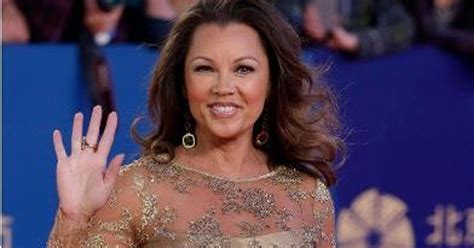 vanessa williams gets married