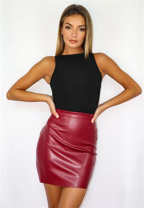 plum faux leather mini skirt missguided