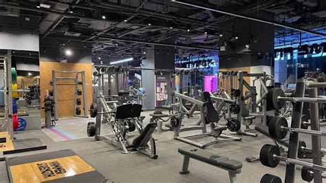 Anytime Fitness Has Free 1 Day Passes Give Yourself A Head Start To