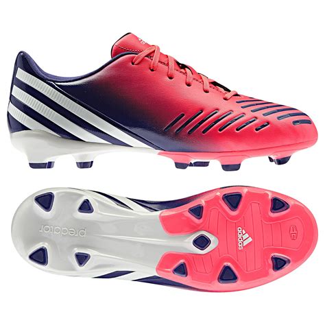 guide  womens soccer cleats