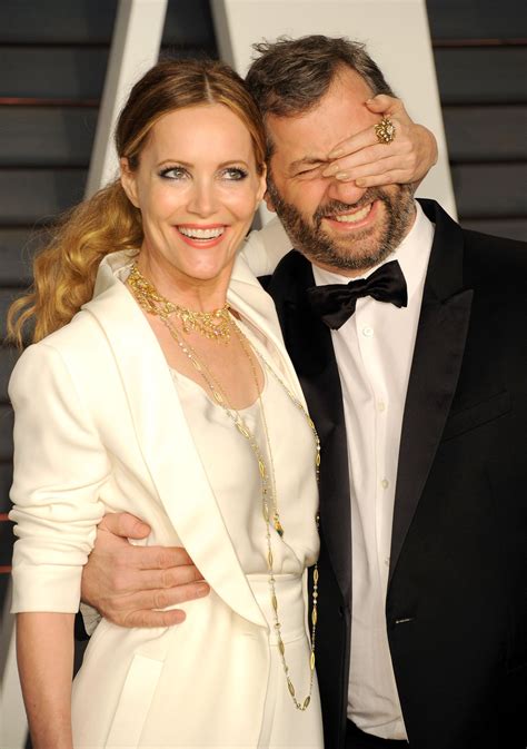 leslie mann and judd apatow 19 funny couples who know that nothing s