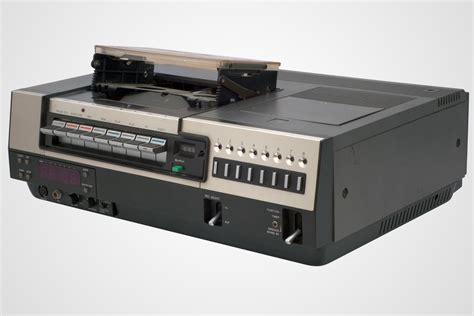 worlds  remaining vcr company  cease production  month nbc news