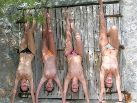 Naked Handstands Noviceamateurs