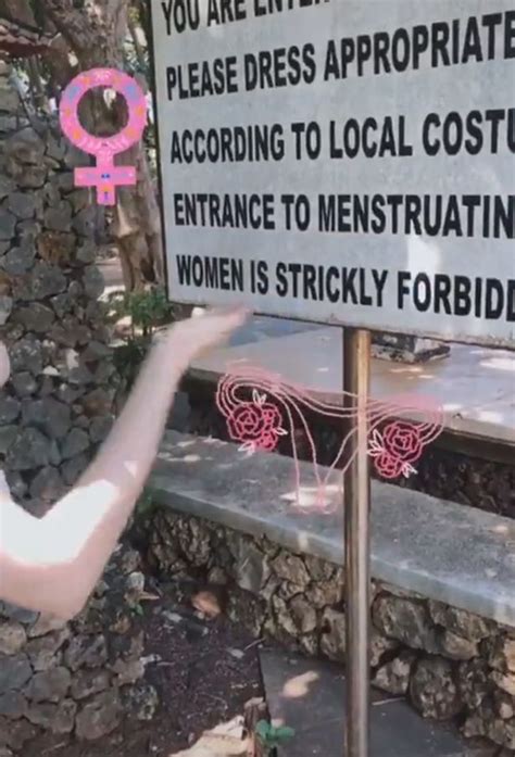 Tourist Banned From Entering Bali Temple Because She S On Her Period