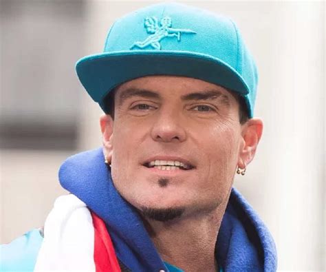 vanilla ice biography facts childhood family life achievements