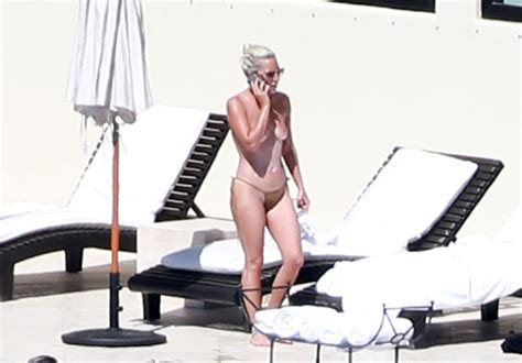 lady gaga nude topless in mexico the fappening