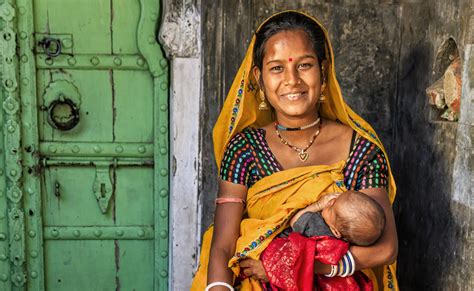 why are indian women not breastfeeding