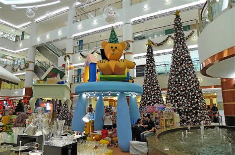 blog  mall    christmas decorations