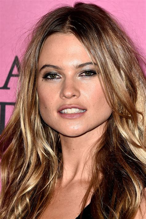 Behati Prinsloo 30 Makeup And Hair Ideas To Copy On