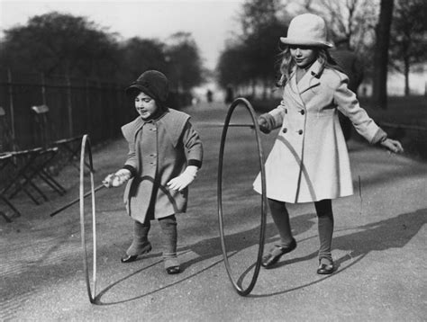 hoop rolling photograph  fox  pixels