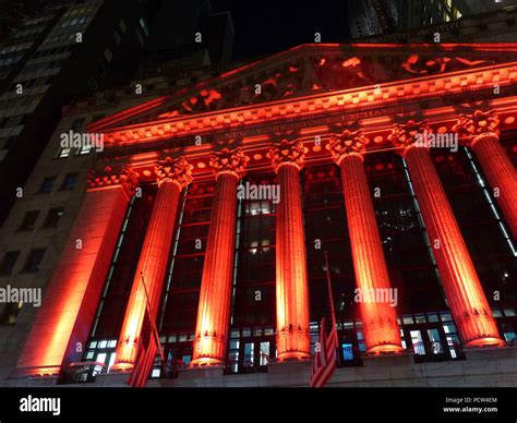 wall street  res stock photography  images alamy