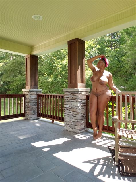 Butt Naked On The Patio Shesfreaky