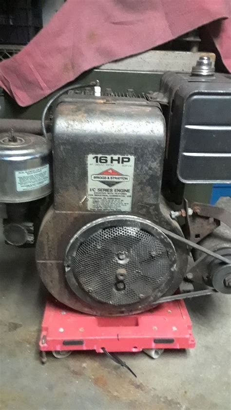 briggs stratton  horsepower side shaft motor  sale  independence mo offerup