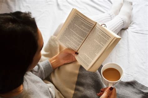 15 Tips And Tricks To Actually Read More Books In 2018