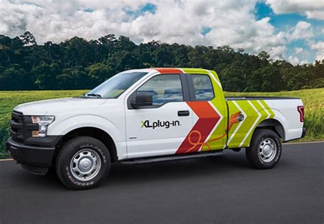 xl hybrids debuts xlp plug  hybrid upfit  ford   fleet news