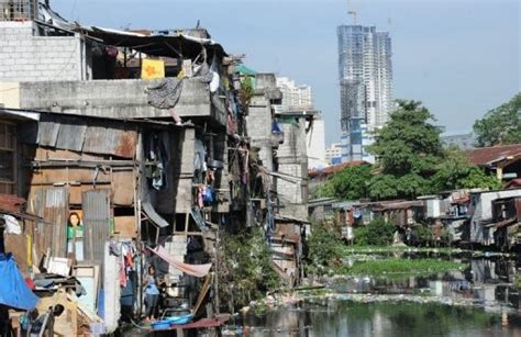slums  manila philippines travel  scuba blog
