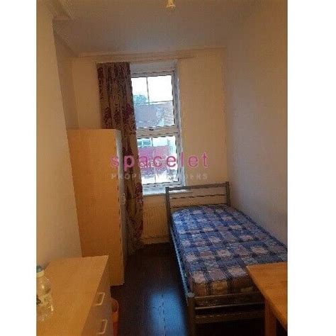 single studio  rent north  road fulham london sw nn