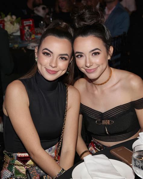 Pin By Er On The Merrell Twins In 2019 Merrell Twins Merell Twins