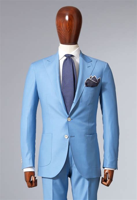 wear  light blue suit modern mens guide