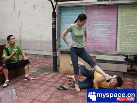 A Kung Fu Wife Beats Chinese Husband Weekly Things That