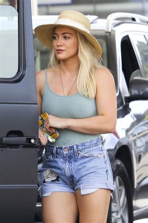 hilary duff stunning in short jean shots and tight top