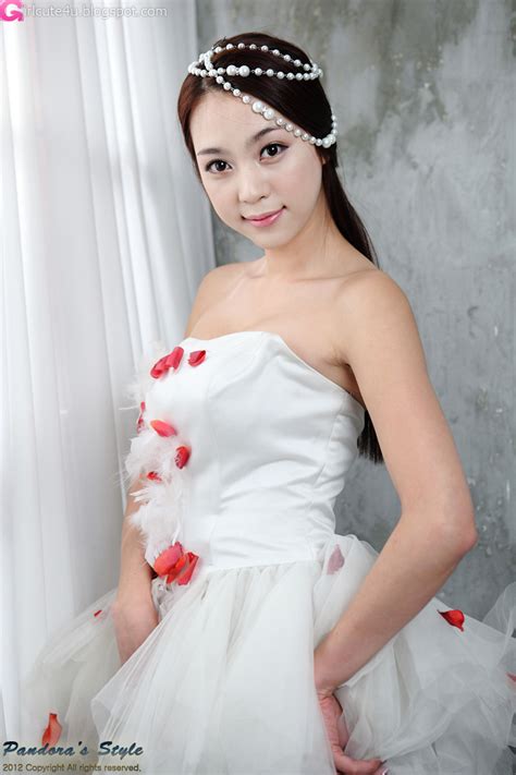 ju da ha in wedding dress ~ cute girl asian girl