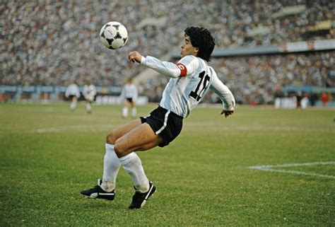 Argentina Legend Maradona Passes Away Aged 60