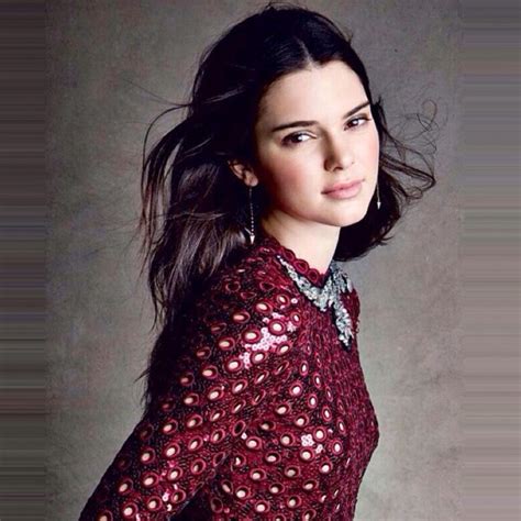 Kendall Jenner Scores Another Fashion Spread In Vogue—see The Pics E