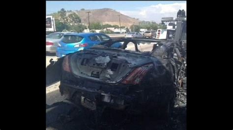 Dick Van Dyke Escapes As Car Bursts Into Flames Ents And Arts News