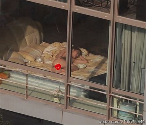 nude chinese woman sunbathing in the window gallery ebaum s world