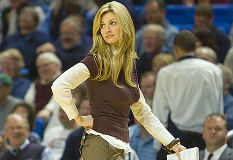 The Best 10 Erin Andrews Shots She Is In The Biz For All The Right