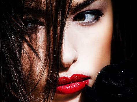 Full Of Red Brunette Pretty Graphy Model Closeup Face Lips Hd