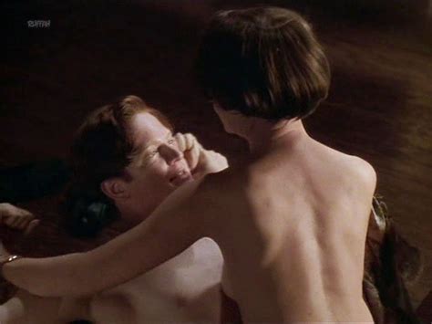 Nude Video Celebs Helen Mirren Nude The Passian Of Ayn