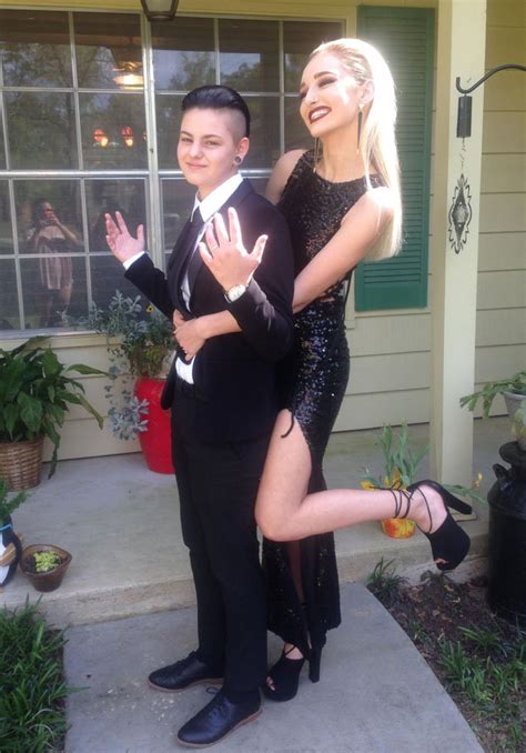 lesbians named prom king and queen in high school first in
