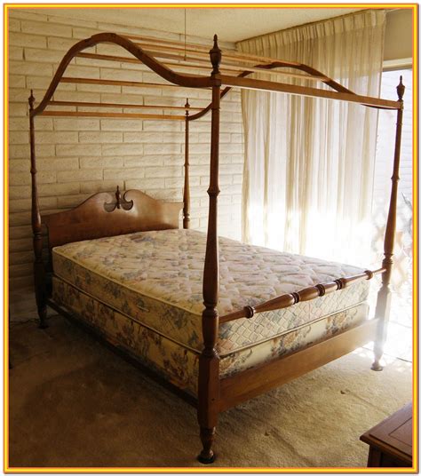 full size wooden canopy bed frame bedroom home decorating ideas vpknabowy