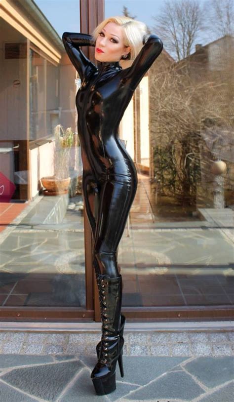 pin auf ladies in latex and leather