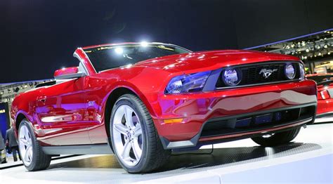 Ford Mustang Unveiled At La Auto Show Car Magazine