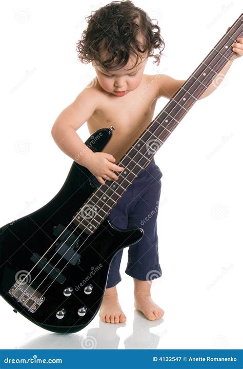 de jonge gitarist stock afbeelding image  snaar cultuur