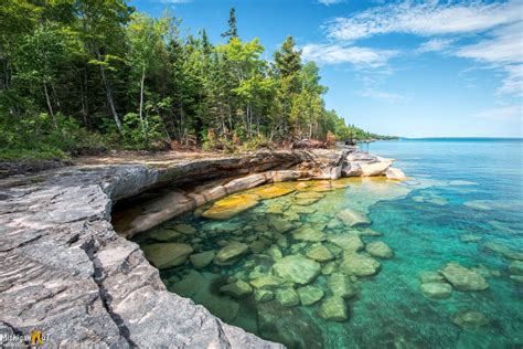 pristine waters   rocky lake superior cove michigan vacations