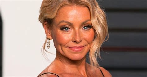 kelly ripa the long time host of live morning show which she started