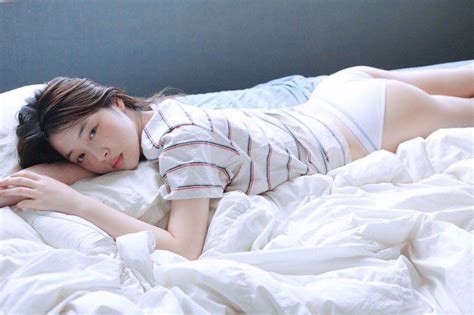 top 9 sexiest female idol photoshoots of all time according to dispatch