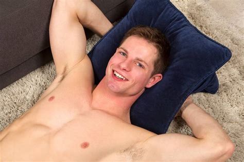 model of the day dean seancody daily squirt