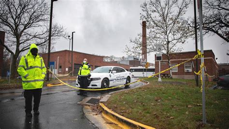 Va Hospital Explosion 2 Dead 1 Missing In West Haven Connecticut