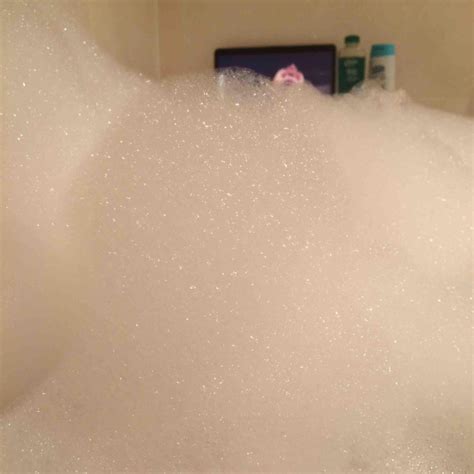 [fwp] I Cant Watch A Tv Show Cause Theres Too Many Bubbles In My