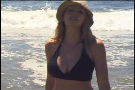 Nude Video Celebs Diora Baird Sexy Brain Blockers 2007