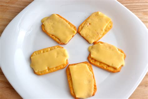 cheese crackers  steps  pictures wikihow