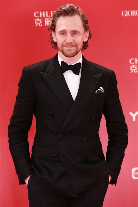 tom hiddleston  making  broadway debut  revival  betrayal