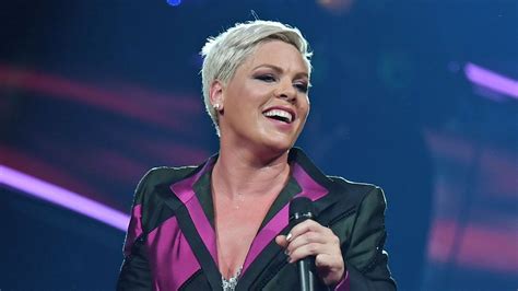 Pink To Be Honoured With Hollywood Star On Walk Of Fame