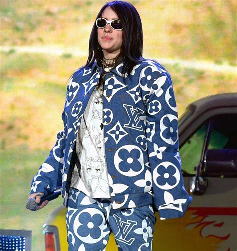 billie eilish  bershka la coleccion  va  durar menos   telediario